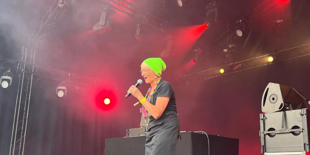 Linda ut Wervik: "Kamping Kitsch was on-ge-lo-felijk"