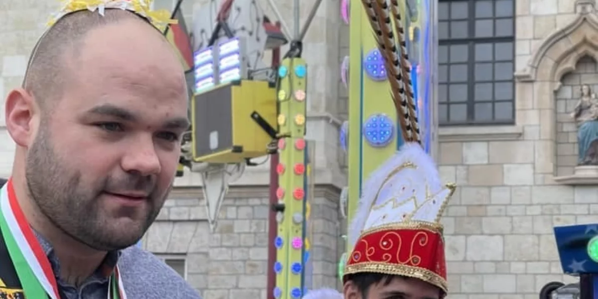 Kasper Vandecasteele: "Er zullen veel praalwagens deelnemen aan de carnavalstoet"