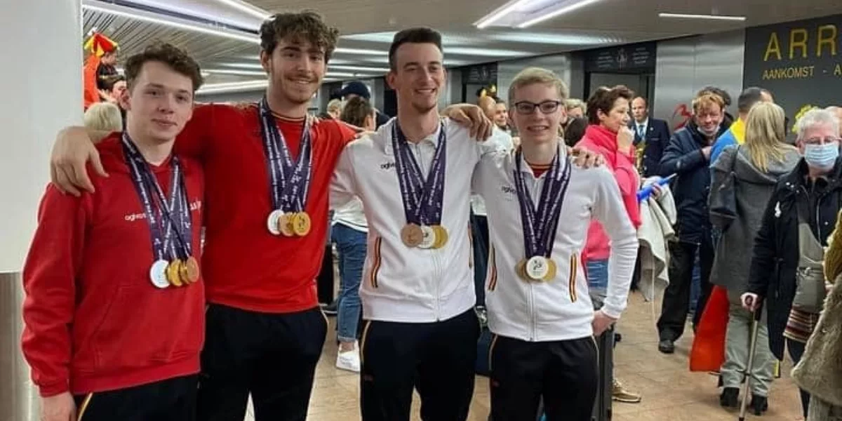 Wannes Vlaeminck (Sportgroep Vaste Vuist Lauwe) wereldkampioen Acrogym