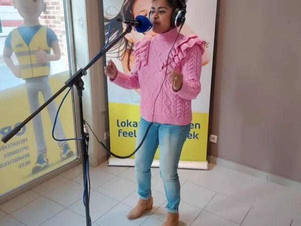 Zangers Shancy live te gast bij Jess FM
