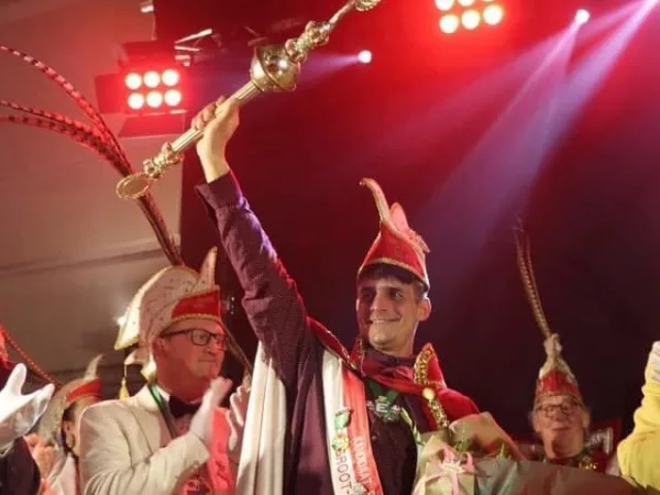 Sunny Kumar: "Ik blijf zeker 44 jaar keizer carnaval"