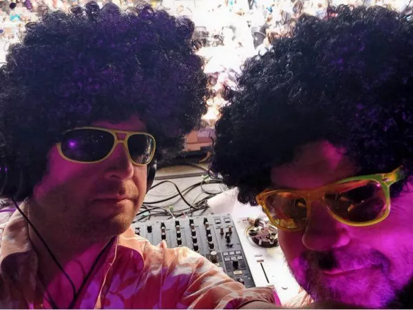 Nostalgie en old skool vormen de basis van 'Vinyl Broos'