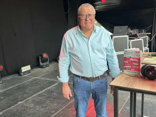 Nino D'Hellem blikt vooruit op dorpsfeest Ontdek Geluwe Ontdekt