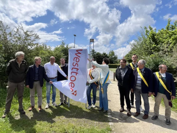 Reportage over nieuw wandelnetwerk Ieperboog Oost, het grootste wandelnetwerk van West-Vlaanderen