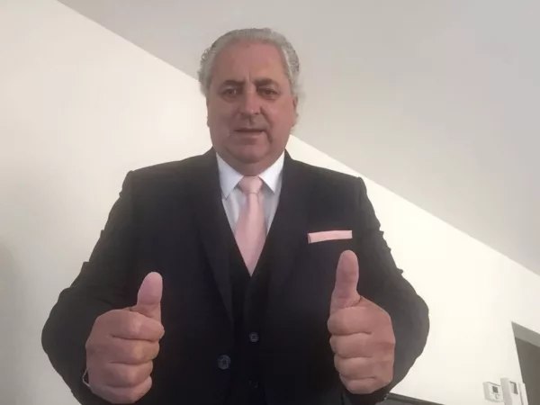 Jean Francois Lecompte mikt met 'Stadslijst 2024' op 7 zetels