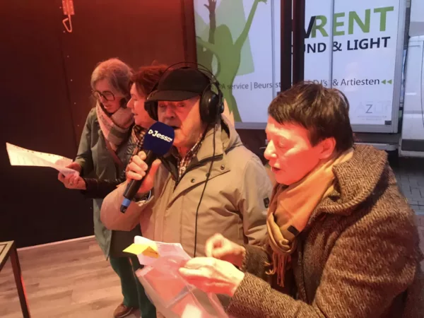 Bernard zong met zijn begeleiders 'Terug naar de kust'