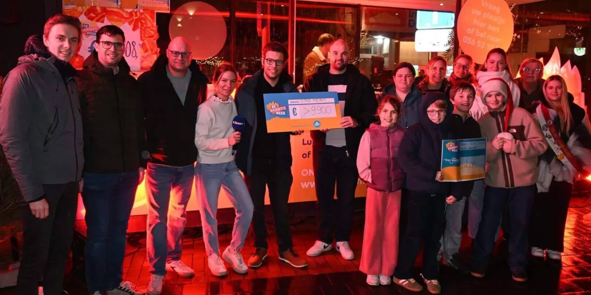 Herbeluister apotheose Warmste Week in Menen