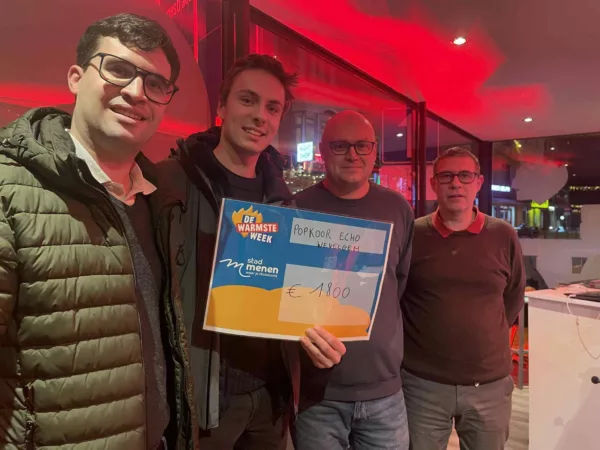 Optreden Popkoor Echo bracht 1.800 euro op