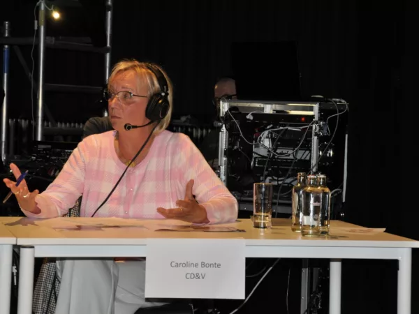 Nabeschouwing gemeenteraad Menen met Caroline Bonte