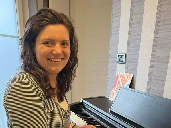 Sien Vanlangedonck uit Geluwe neemt afscheid bij meisjeskoor Scala